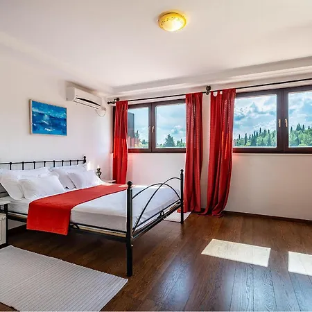 Holiday home Pax Maris Duba